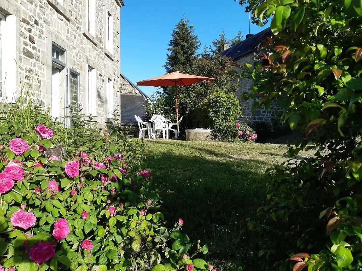 Bienvenue Chez Fanny Villa Bussieres  Holiday home Bussieres (Puy-de-Dome)