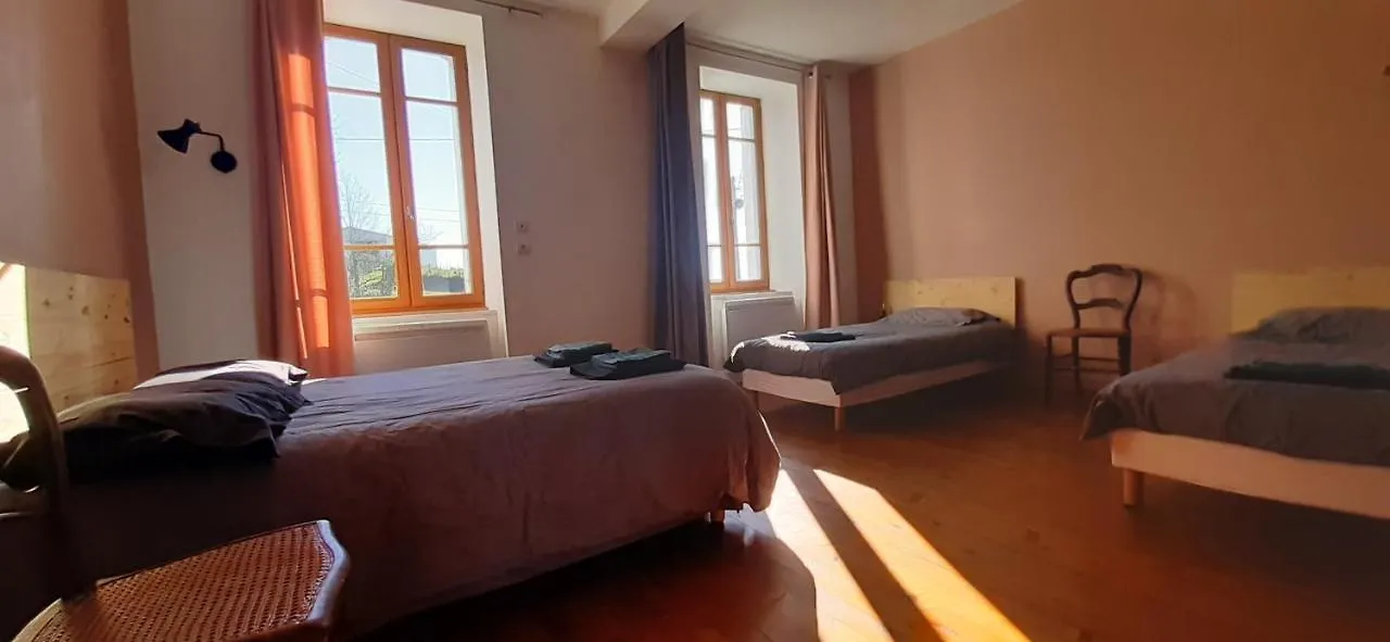 Bienvenue Chez Fanny Villa Bussieres  0*, Bussieres (Puy-de-Dome)