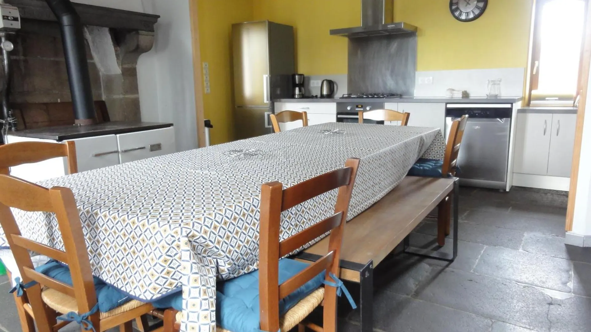 Bienvenue Chez Fanny Villa Bussieres  0*, Bussieres (Puy-de-Dome) France